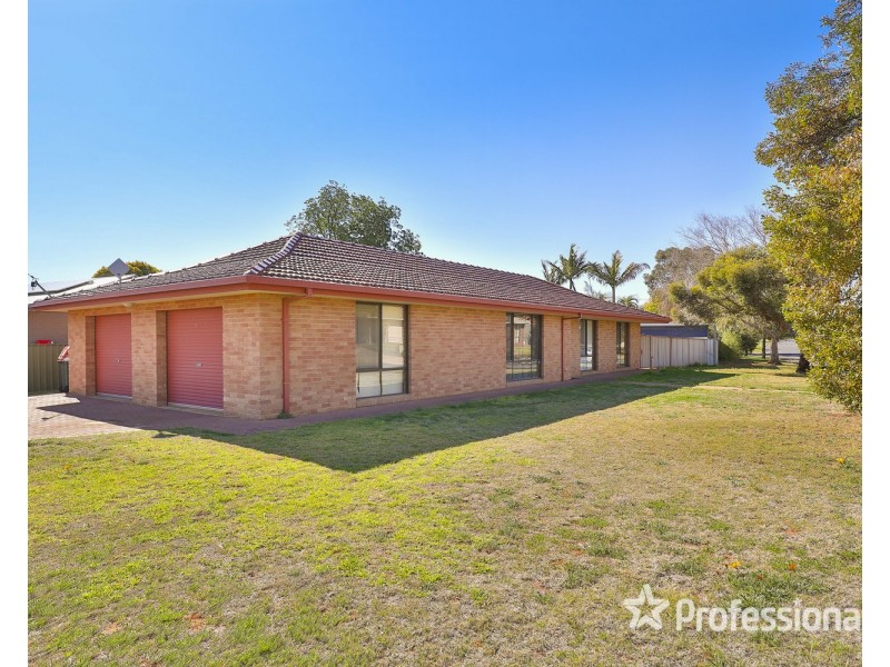 8 Hampton Court, Red Cliffs VIC 3496