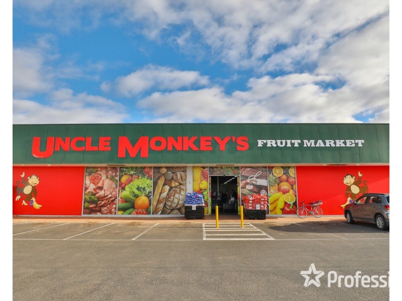 . Uncle Monkeys Fruit Market, Mildura VIC 3500