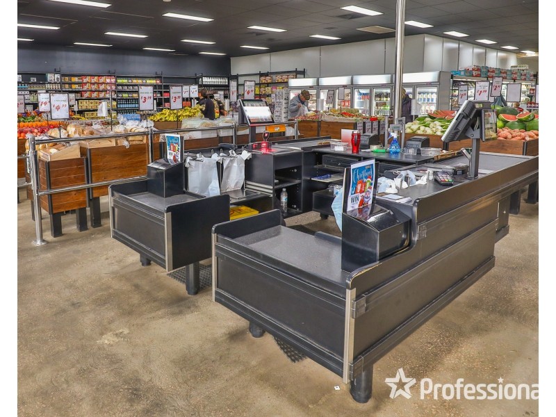 . Uncle Monkeys Fruit Market, Mildura VIC 3500