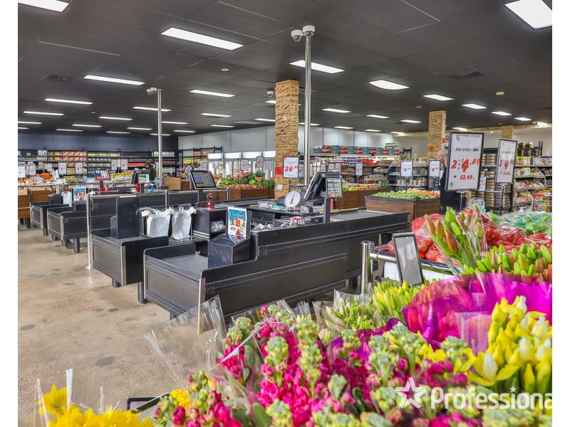 . Uncle Monkeys Fruit Market, Mildura VIC 3500