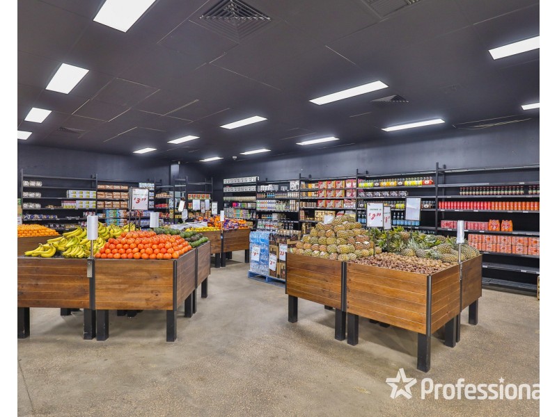 . Uncle Monkeys Fruit Market, Mildura VIC 3500