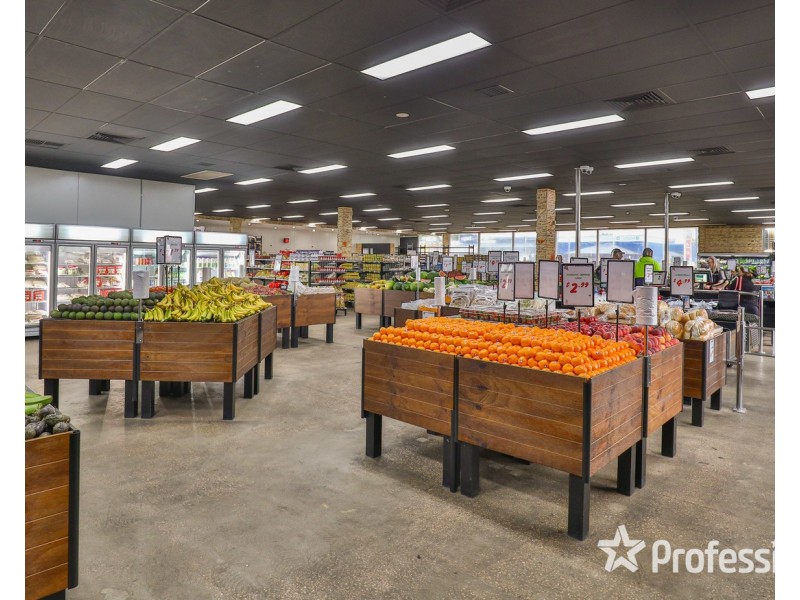 . Uncle Monkeys Fruit Market, Mildura VIC 3500