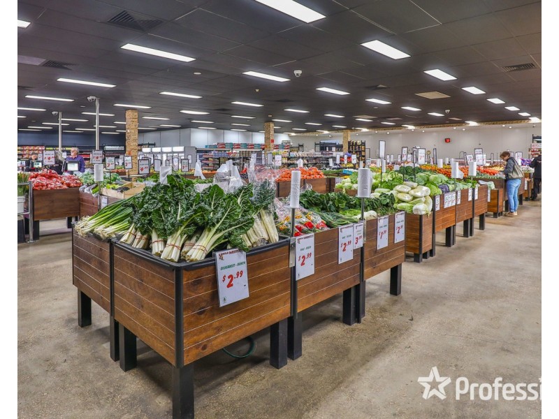 . Uncle Monkeys Fruit Market, Mildura VIC 3500