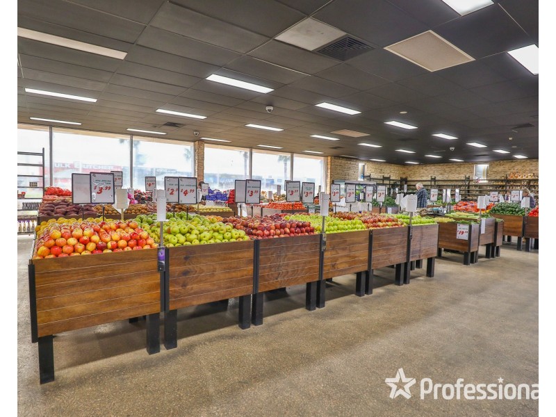 . Uncle Monkeys Fruit Market, Mildura VIC 3500