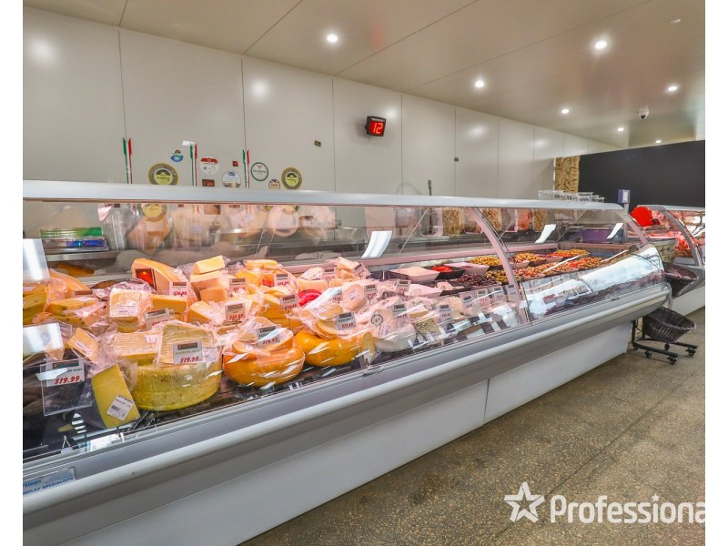 . Uncle Monkeys Fruit Market, Mildura VIC 3500