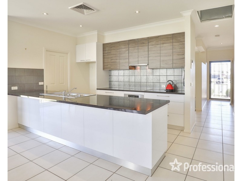 11 Renshinkan Court, Mildura VIC 3500