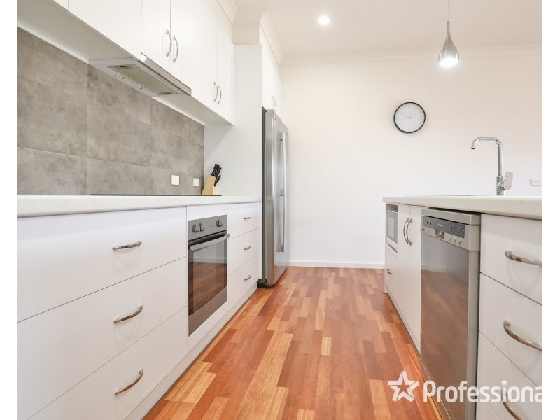 18 Dawn Avenue, Gol Gol NSW 2738