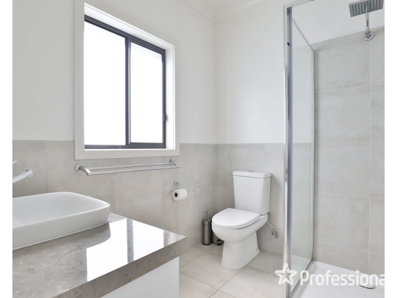 18 Dawn Avenue, Gol Gol NSW 2738