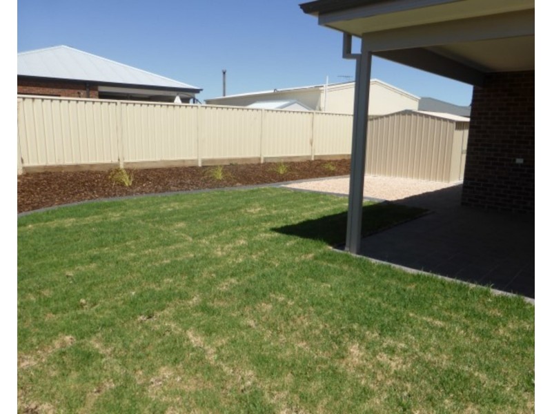 5 Kaitlyn Court, Mildura VIC 3500