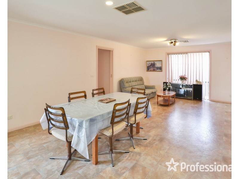 3 Coonawarra Close, Mildura VIC 3500
