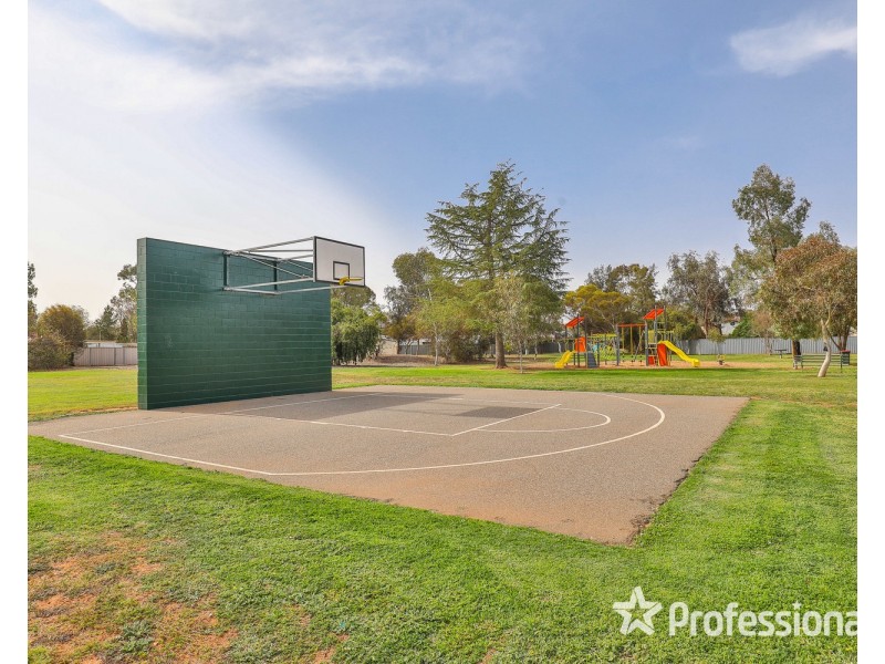 3 Coonawarra Close, Mildura VIC 3500