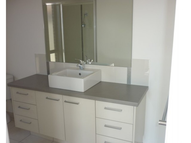 1/11 Wisteria Way, Mildura VIC 3500