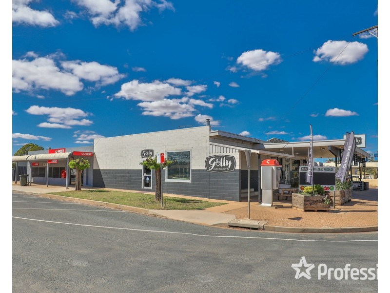 30-32 Adelaide Street, Gol Gol NSW 2738