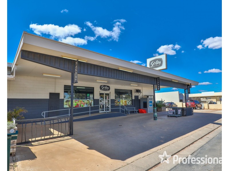 30-32 Adelaide Street, Gol Gol NSW 2738