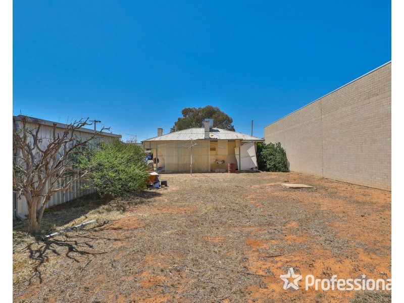 31  Tenth Street, Mildura VIC 3500