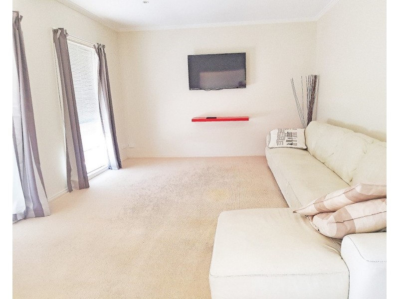 8 Bristol Way, Mildura VIC 3500