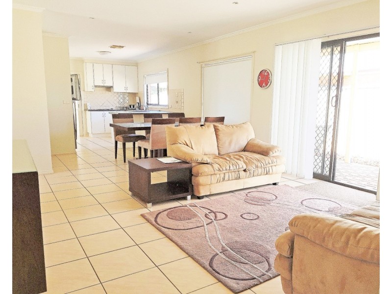 8 Bristol Way, Mildura VIC 3500