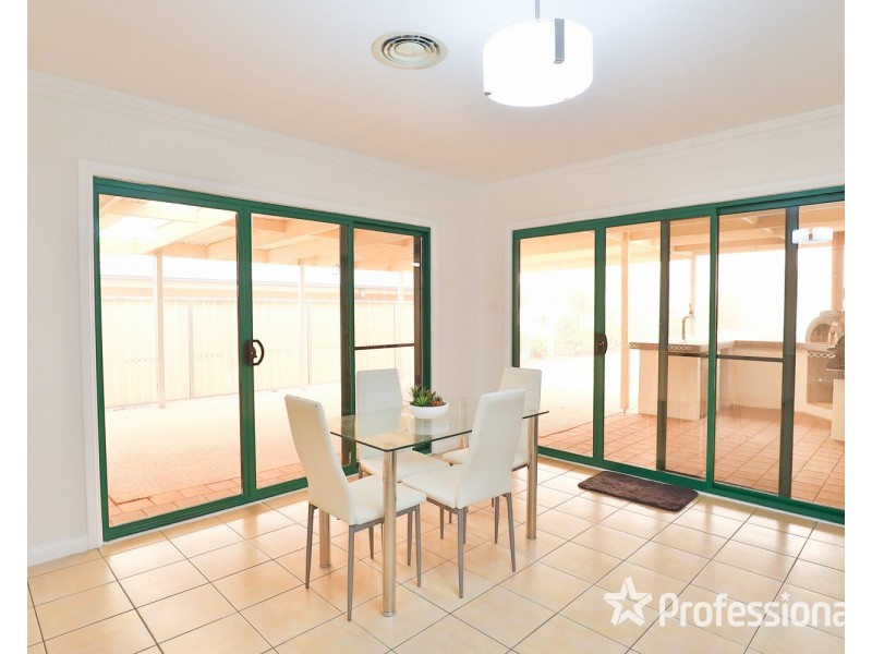 78 Summer Drive, Buronga NSW 2739