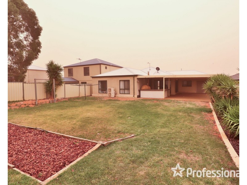 78 Summer Drive, Buronga NSW 2739