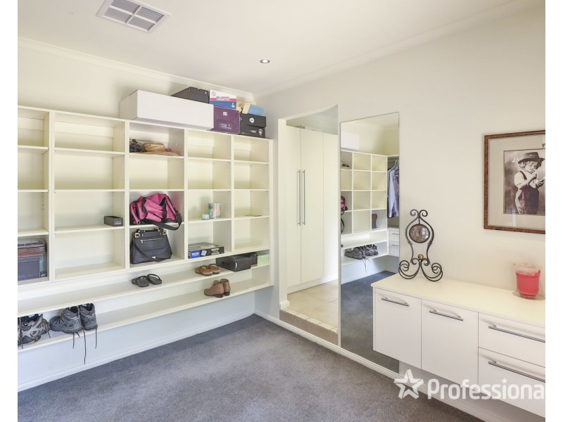 2 Banksia Court, Mildura VIC 3500