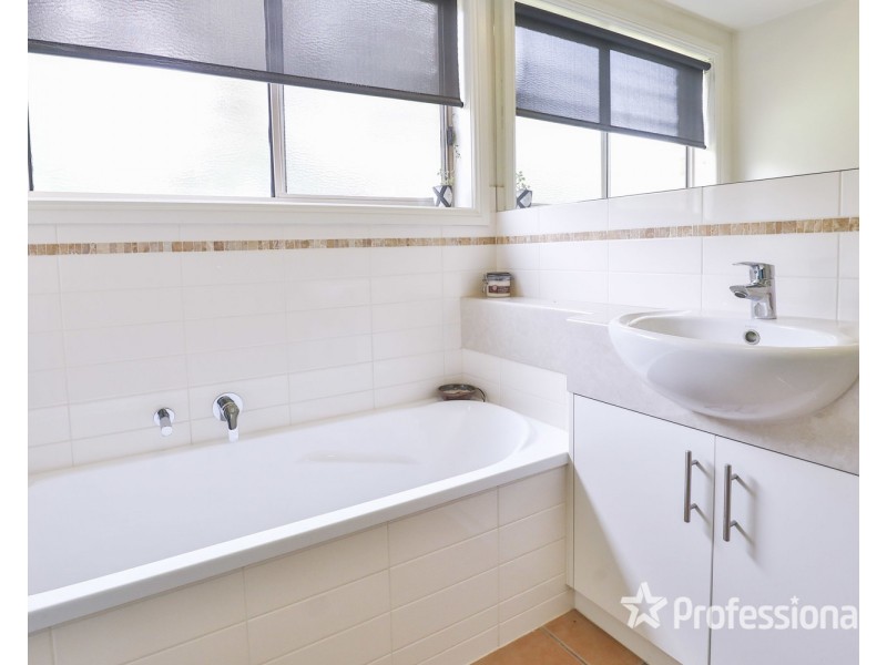 2 Banksia Court, Mildura VIC 3500