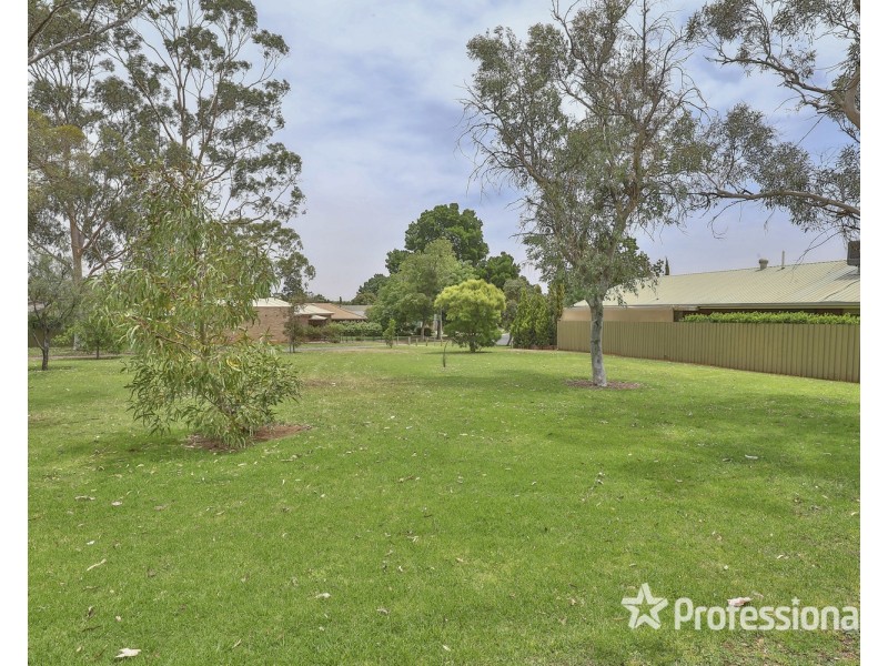 2 Banksia Court, Mildura VIC 3500