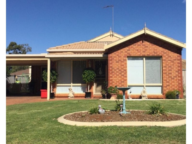 19 Curran Close, Mildura VIC 3500