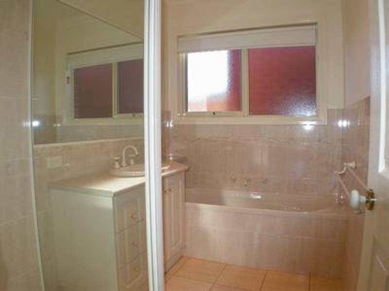 3/7 Francesca Drive, Irymple VIC 3498