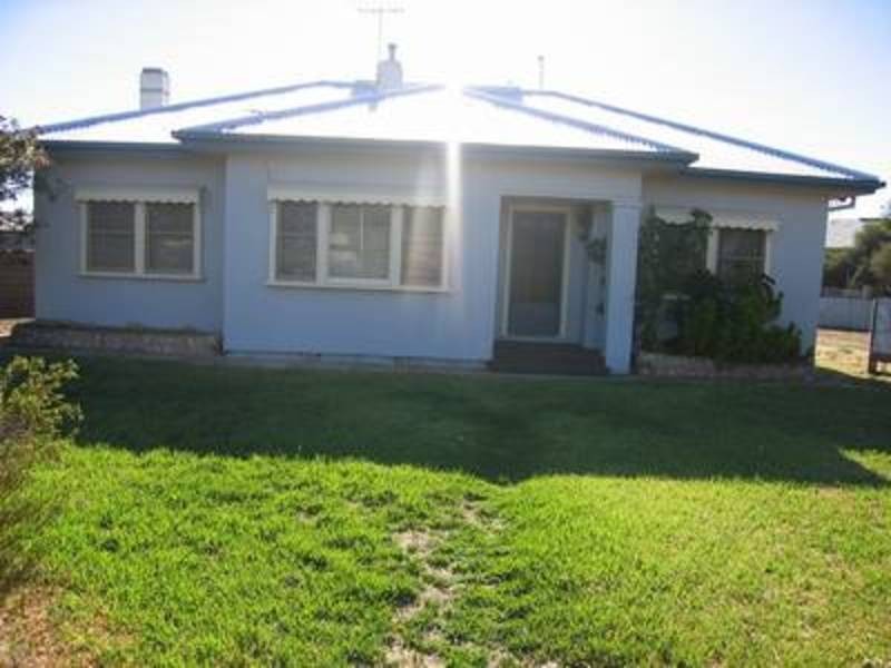 44 Magnolia Avenue, Mildura VIC 3500