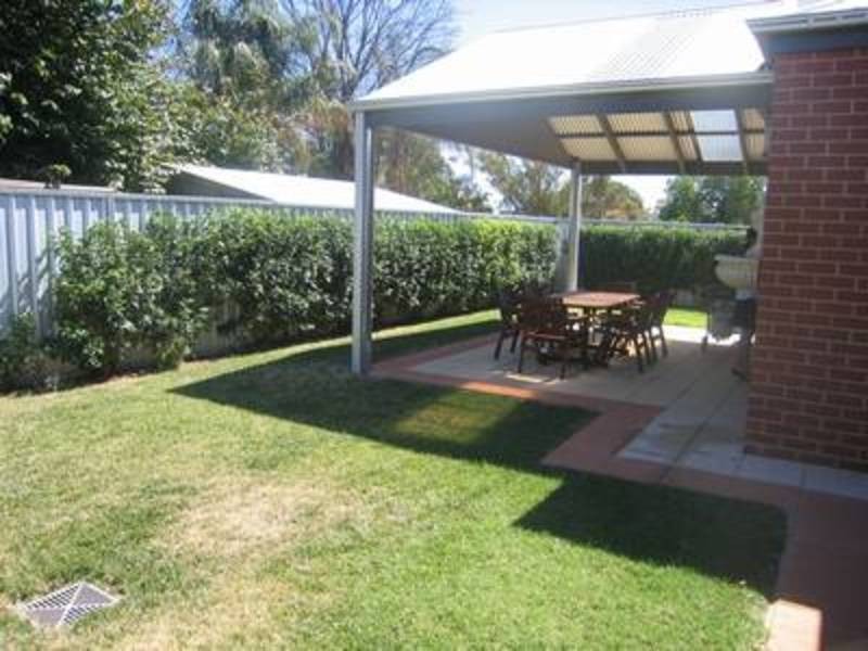 9 Cyprus Avenue, Mildura VIC 3500
