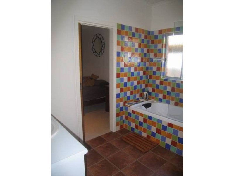 9 Cyprus Avenue, Mildura VIC 3500