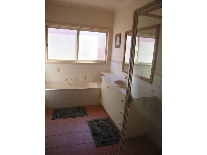 6 Merle Court, Mildura VIC 3500