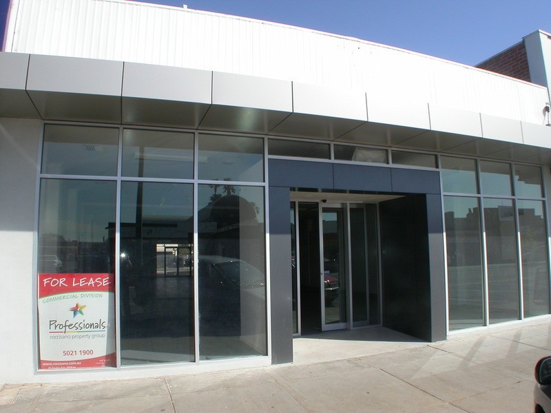 77 Lime Avenue, Mildura VIC 3500