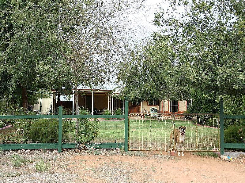 615 Cureton  Avenue, Nichols Point VIC 3501