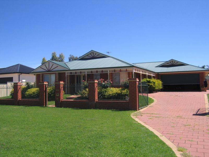 44 Wood  Street, Gol Gol NSW 2738