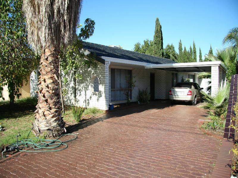 9 Euneva Drive, Mildura VIC 3500