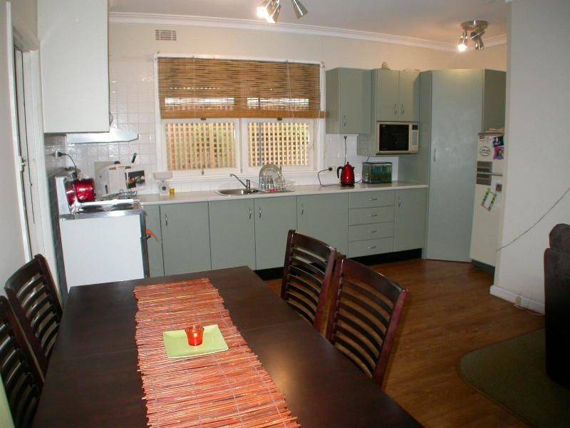 4 Bowen Crescent, Mildura VIC 3500