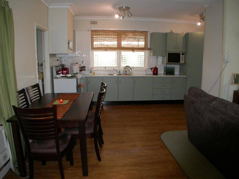 4 Bowen Crescent, Mildura VIC 3500