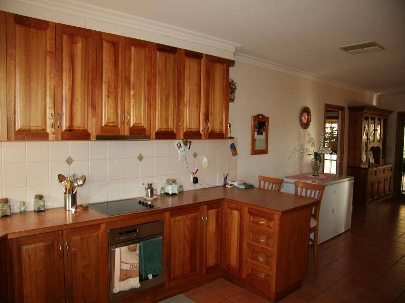 14 James Cook Drive, Mildura VIC 3500