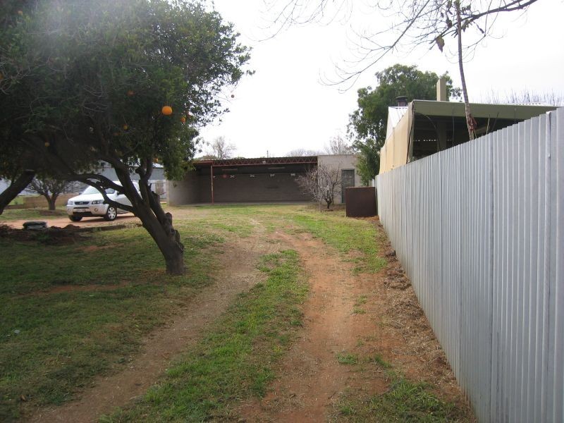 80 Adelaide Street, Gol Gol NSW 2738