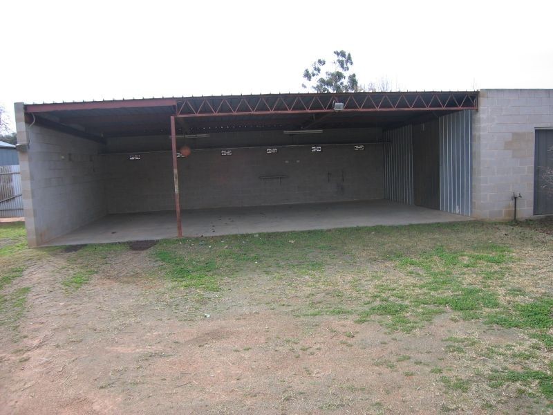 80 Adelaide Street, Gol Gol NSW 2738
