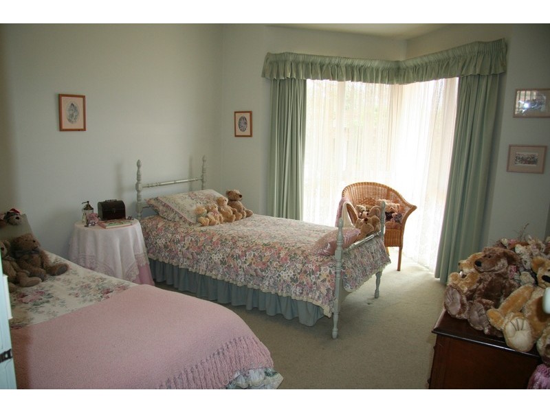 28 Ginquam  Avenue, Nichols Point VIC 3501