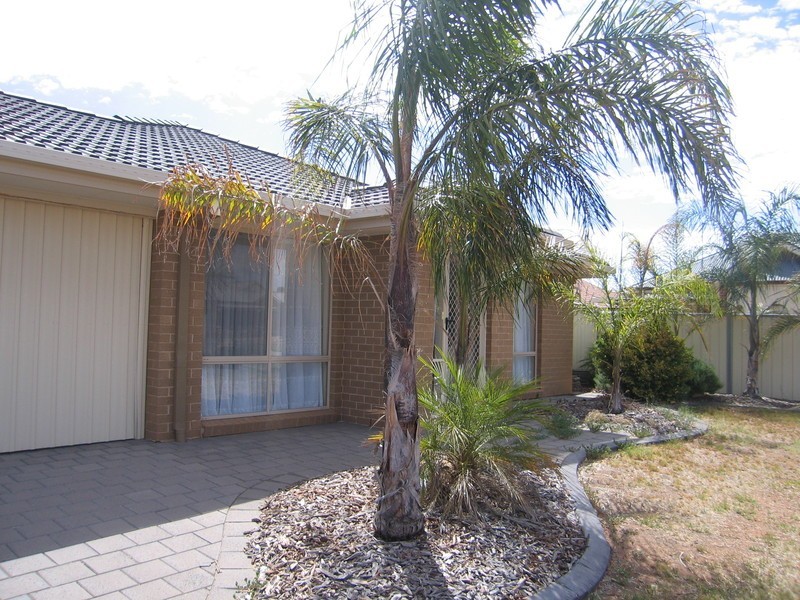 10 Vineleaf Street, Mildura VIC 3500