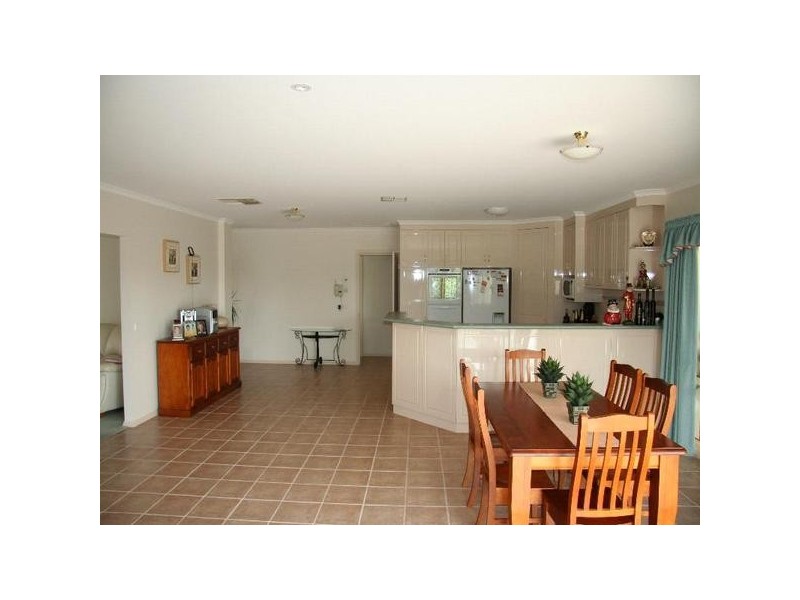 10 Shakira Court, Mildura VIC 3500