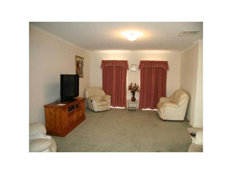 10 Shakira Court, Mildura VIC 3500