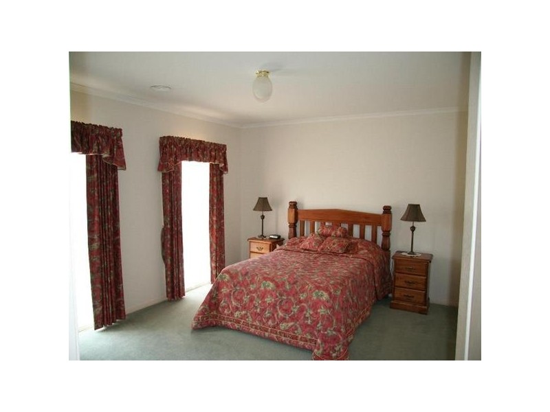 10 Shakira Court, Mildura VIC 3500