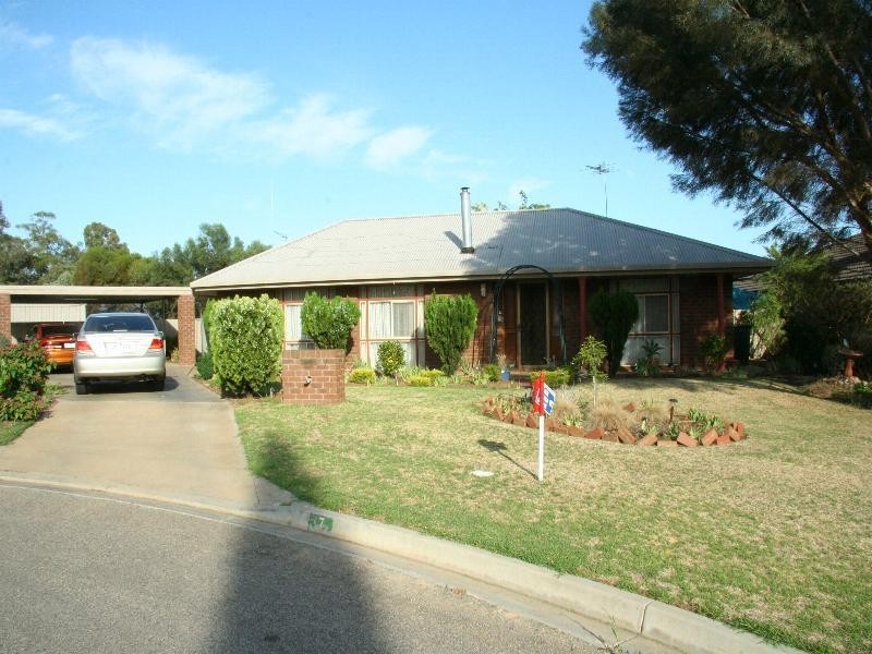 7 Aylmer Court, Mildura VIC 3500