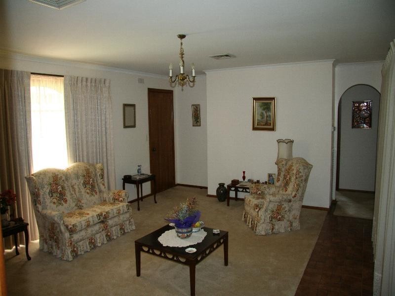 9 Robyn Court, Irymple VIC 3498