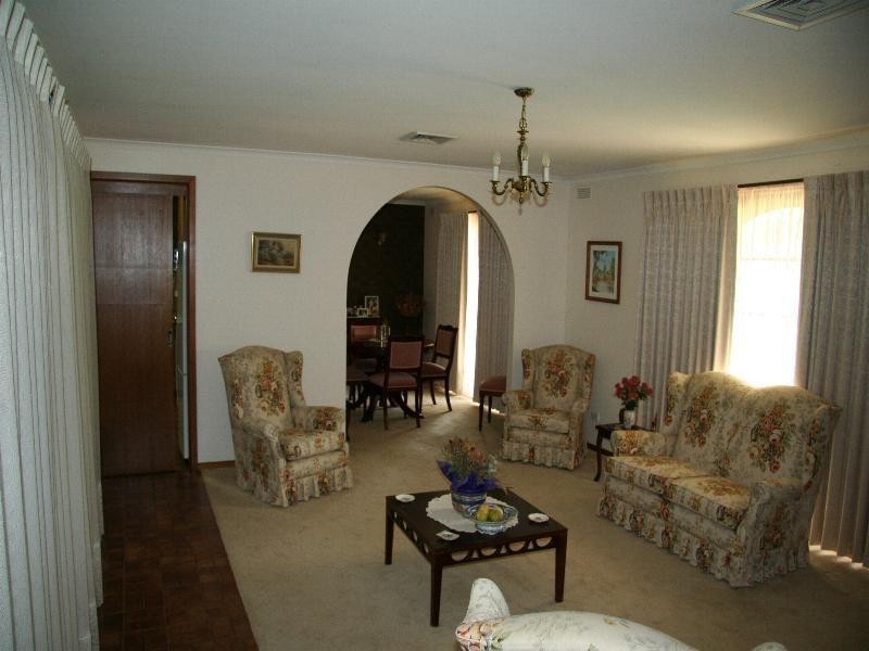 9 Robyn Court, Irymple VIC 3498