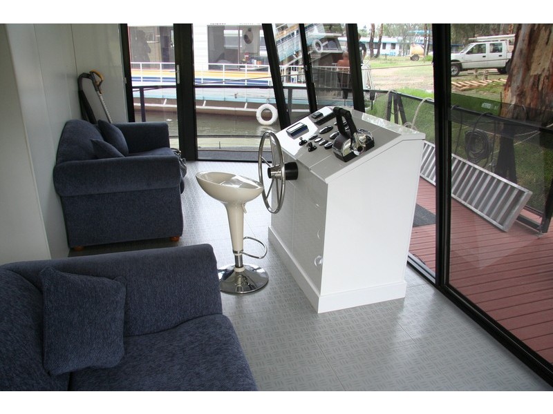 0 Houseboat, Moored At New Marina, Mildura VIC 3500